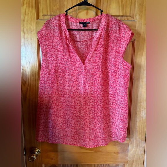 Hilary Radley summer top - Picture 1 of 2